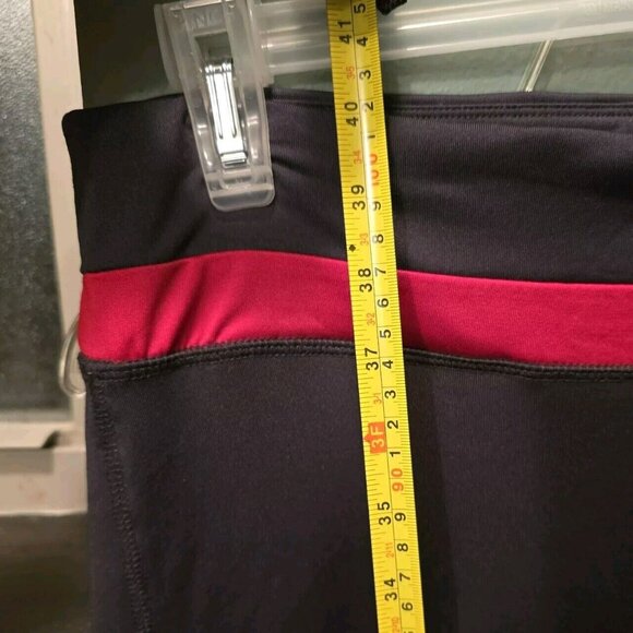 NHL Detroit Red Wings Black Leggings with Team Logo Large National Hockey League - Picture 7 of 7